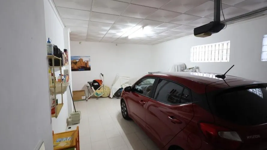 Apartamento de 5 dormitorios en Alicante, Spain No. 981 № 25