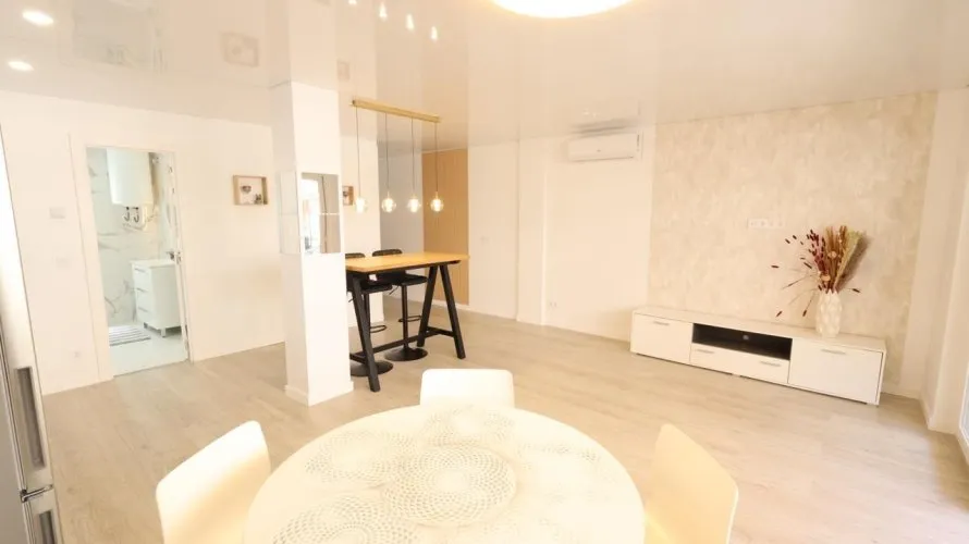 Apartamento de 3 dormitorios en Torrevieja, Spain No. 1509 № 3