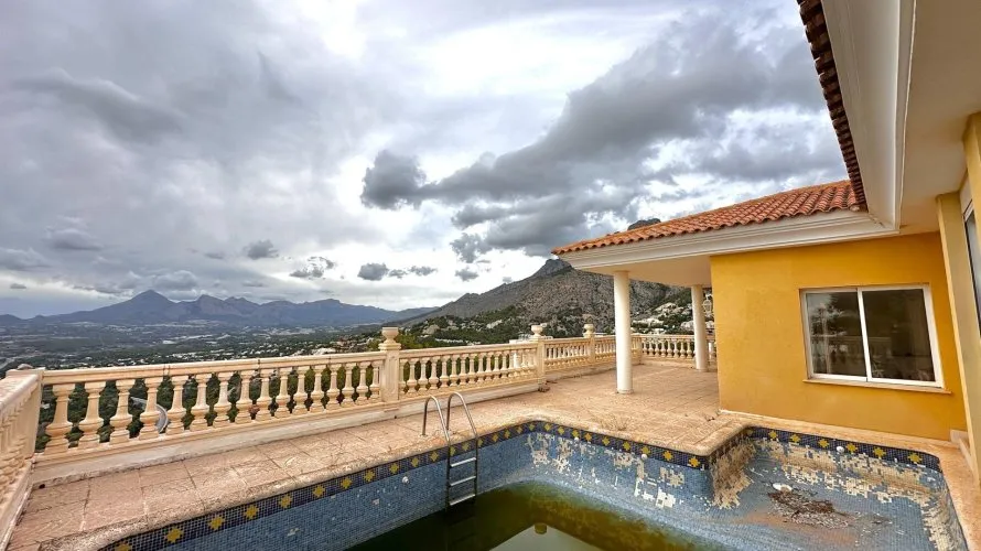 Villa de 5 dormitorios en Zona Altea Hills, Spain No. 516 № 3