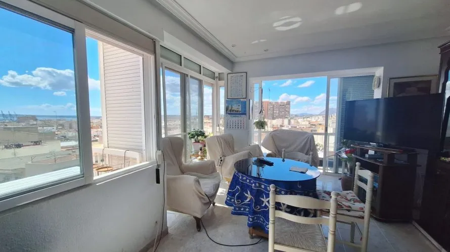 Apartamento de 3 dormitorios en San Blas, Spain No. 725 № 1