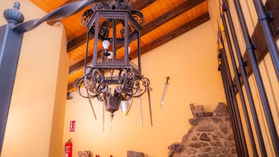 Villa de 8 dormitorios en Lena, Spain No. 1294 № 11