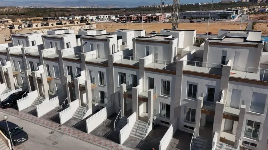 Сasa de 2 dormitorios en Gran Alacant, Spain No. 927