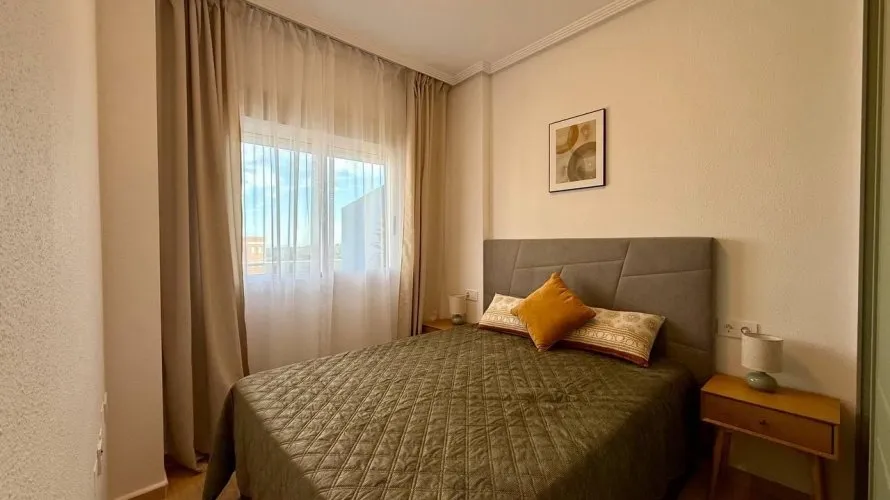 Apartamento de 3 dormitorios en Guardamar del Segura, Spain No. 1062 № 23