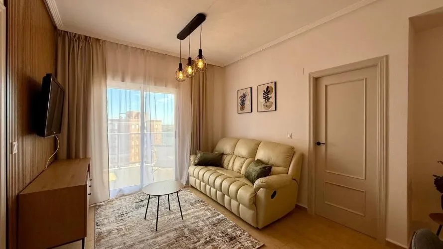 Apartamento de 3 dormitorios en Guardamar del Segura, Spain No. 1062 № 8