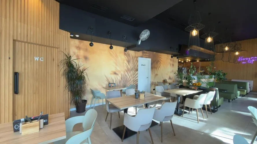 Propiedad comercial de 290m² en Benidorm, Spain No. 241 № 11