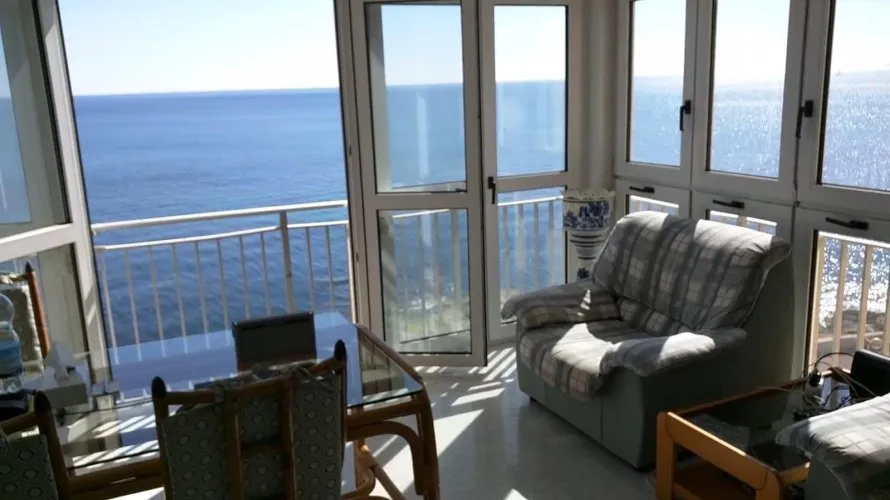 Apartamento de 4 dormitorios en Torrevieja, Spain No. 122 № 8