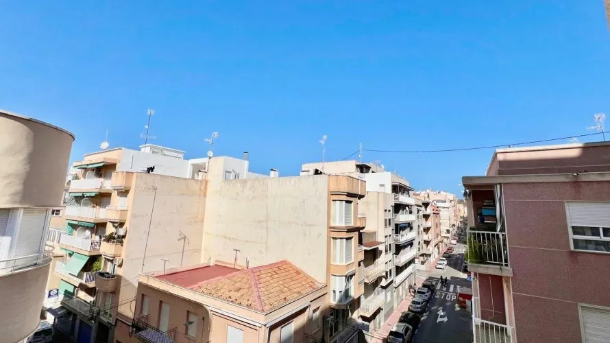 Apartamento de 1 dormitorio en Santa Pola, Spain No. 1058 № 11
