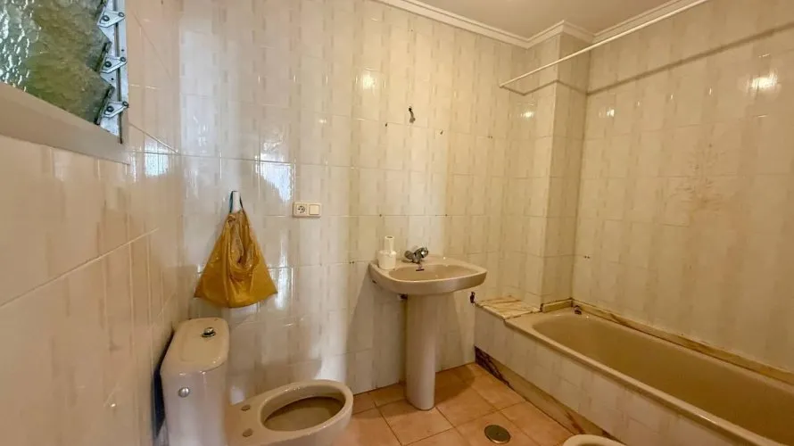 Apartamento de 3 dormitorios en Torrevieja, Spain No. 2801 № 12
