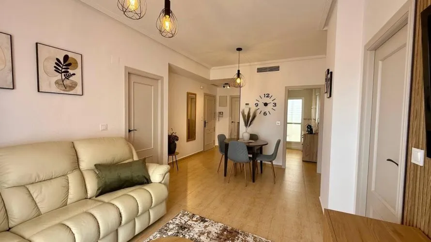 Apartamento de 3 dormitorios en Guardamar del Segura, Spain No. 1062 № 7