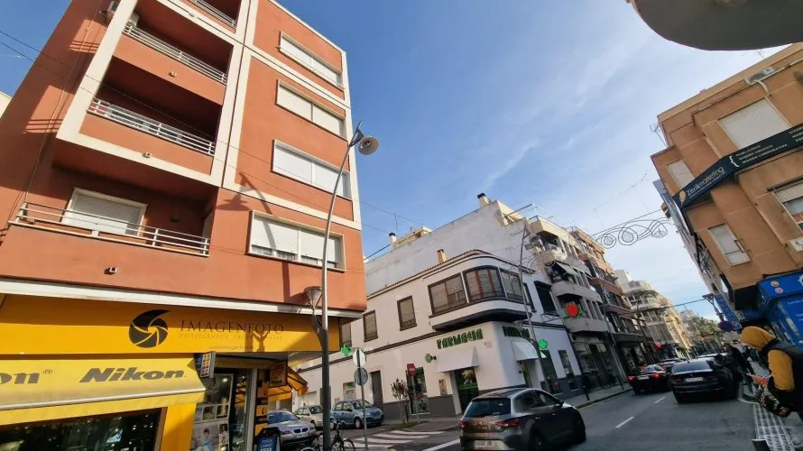 Apartamento de 3 dormitorios en Torrevieja, Spain No. 2733 № 20