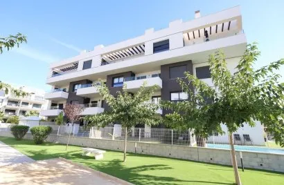 Apartamento de 2 dormitorios en Alicante, Spain No. 894