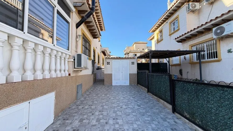 Сasa de 2 dormitorios en Campoamor, Spain No. 1036 № 6