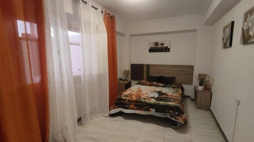 Apartamento de 3 dormitorios en Alicante, Spain No. 1184 № 9