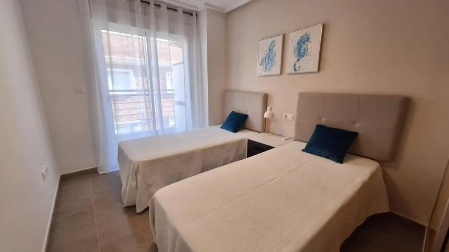 Apartamento de 2 dormitorios en Torrevieja, Spain No. 1612 № 5