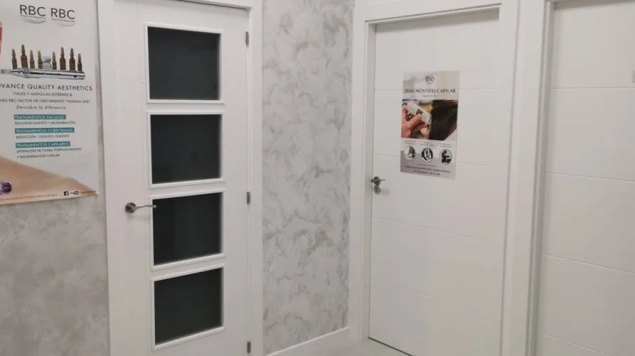 Propiedad comercial de en La Zenia, Spain No. 288 № 24