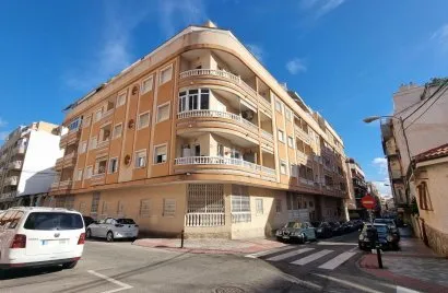 Apartamento de 2 dormitorios en Torrevieja, Spain No. 2791