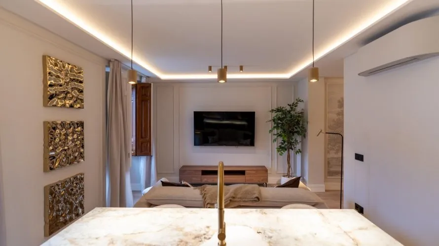Apartamento de 3 dormitorios en Madrid, Spain No. 1008 № 17