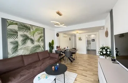 Apartamento de 3 dormitorios en Torrevieja, Spain No. 1099