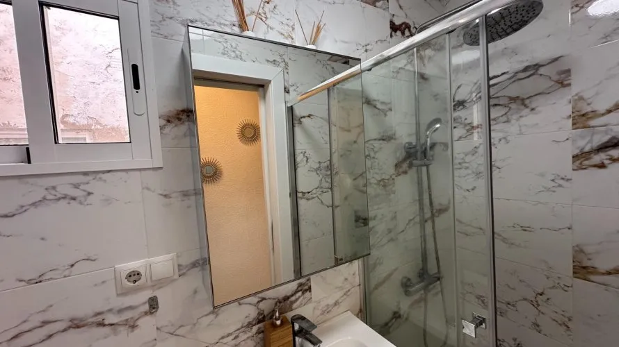 Apartamento de 2 dormitorios en Alicante, Spain No. 2870 № 14