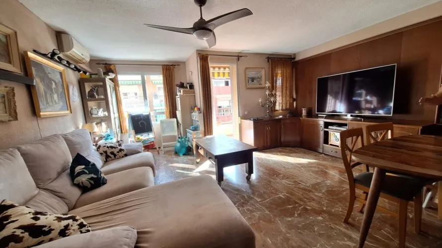 Apartamento de 3 dormitorios en Alicante, Spain No. 168 № 27