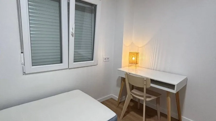 Apartamento de 3 dormitorios en Manises, Spain No. 2891 № 8