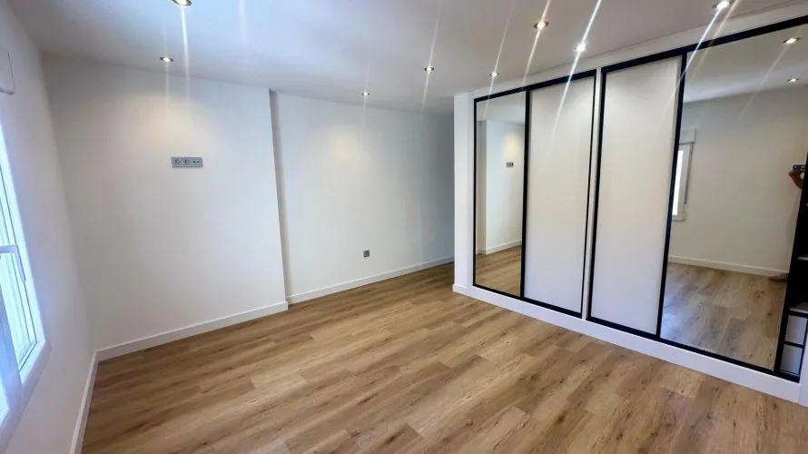 Apartamento de 3 dormitorios en Alicante, Spain No. 1390 № 10