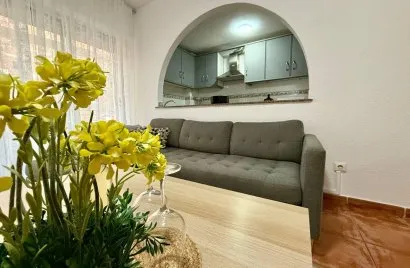 Apartamento de 2 dormitorios en Torrevieja, Spain No. 2719