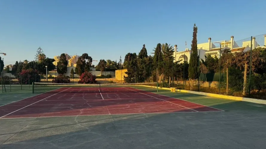 Apartamento de 3 dormitorios en Torrevieja, Spain No. 831 № 15