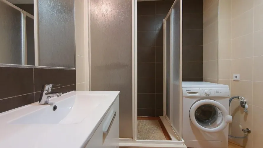 Propiedad comercial de 21 dormitorio en Alicante, Spain No. 843 № 13