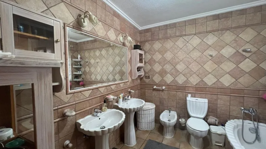 Villa de 236m² en Rojales, Spain No. 1358 № 20