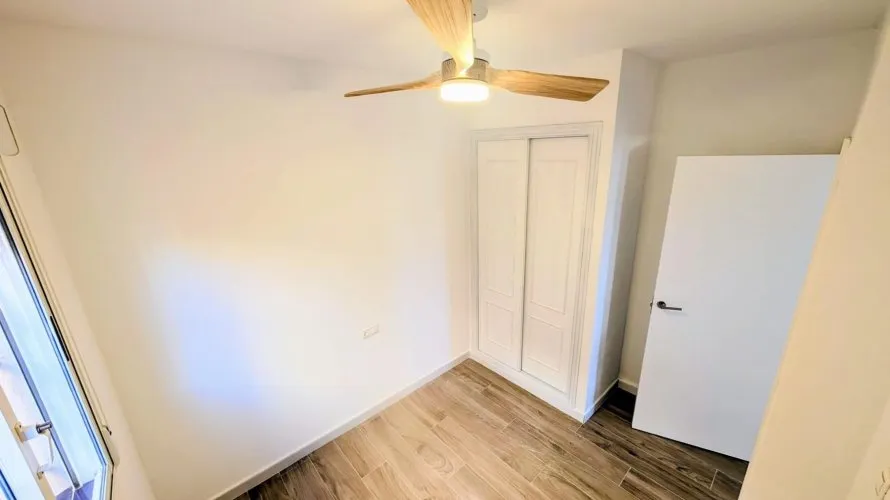 Apartamento de 95m² en La Florida, Spain No. 910 № 4