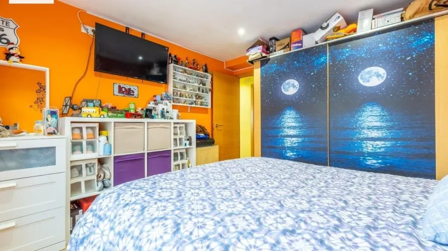 Apartamento de 3 dormitorios en Alicante, Spain No. 995 № 4