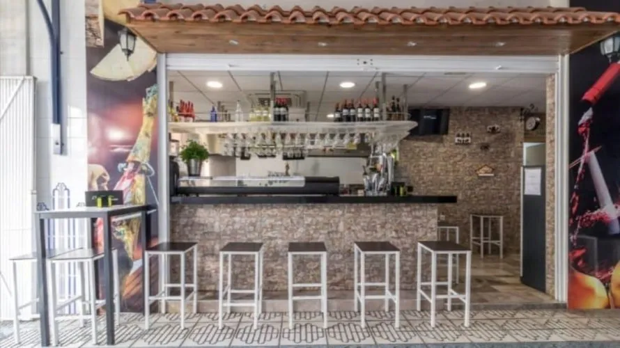 Propiedad comercial de 72m² en Alicante, Spain No. 737 № 7