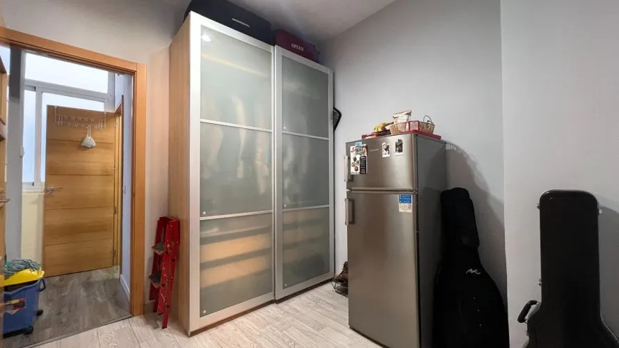 Apartamento de 1 dormitorio en Madrid, Spain No. 1049 № 5
