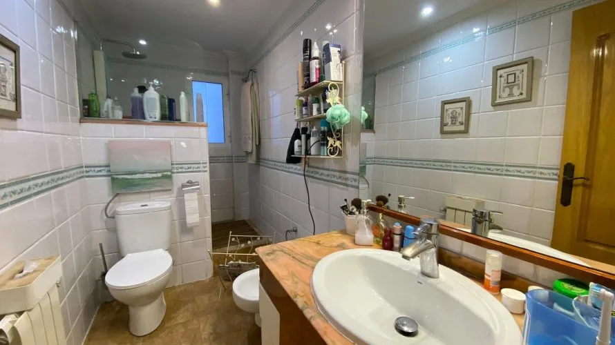 Apartamento de 4 dormitorios en Alicante, Spain No. 720 № 14