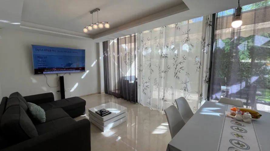 Apartamento de 3 dormitorios en Villajoyosa, Spain No. 393 № 5