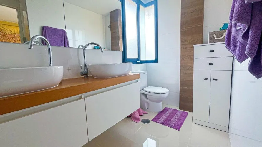 Villa de 5 dormitorios en La Zenia, Spain No. 1324 № 8