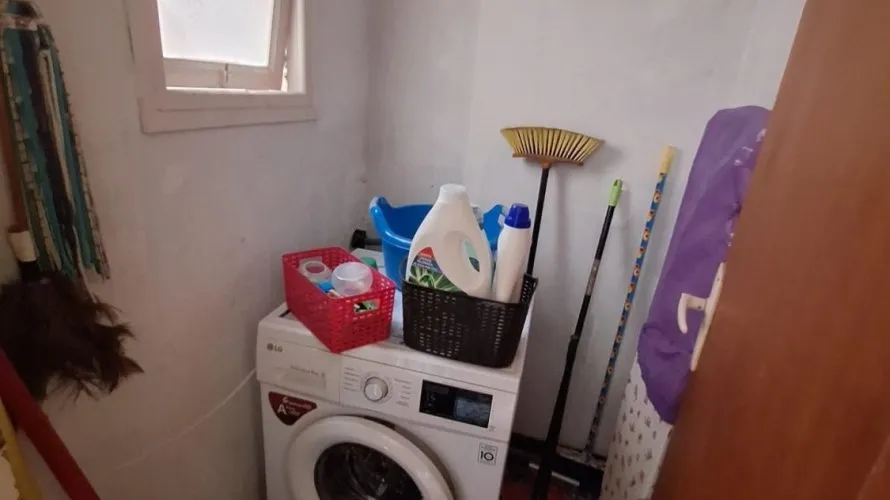 Propiedad comercial de 5 dormitorios en Torrevieja, Spain No. 125 № 21