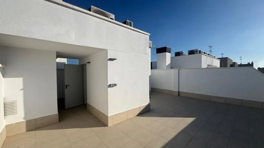 Ático de 3 dormitorios en Alicante, Spain No. 1225 № 3