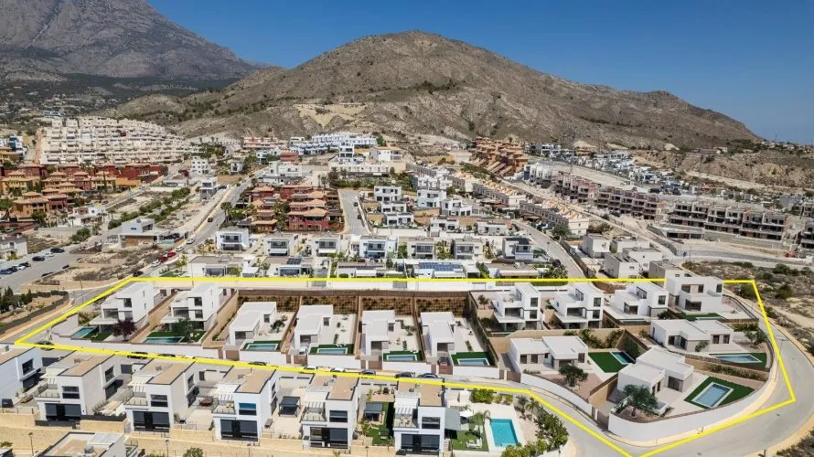 Villa de 3 dormitorios en Finestrat, Spain No. 1482 № 8