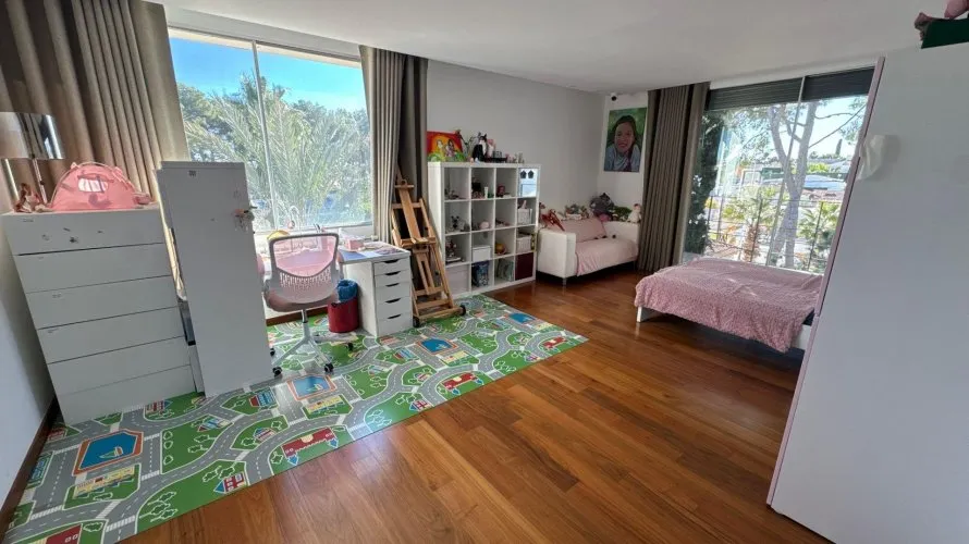 Villa de 4 dormitorios en Riba-roja de Túria, Spain No. 1548 № 17
