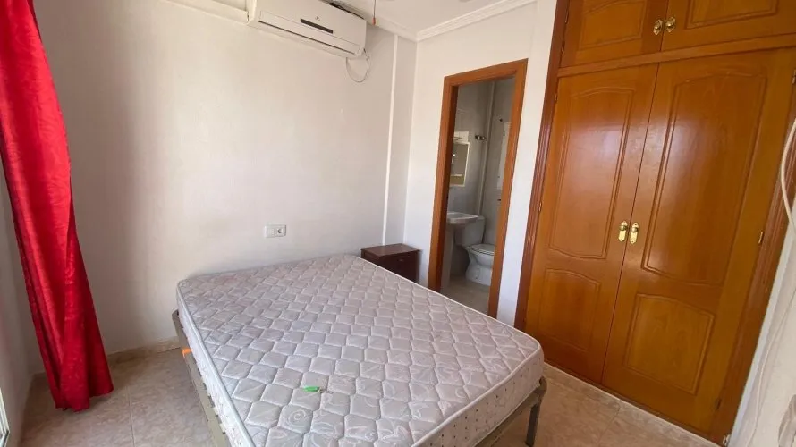 Сasa de 3 dormitorios en Torrevieja, Spain No. 1192 № 5