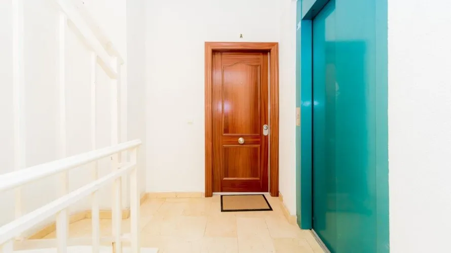 Apartamento de 1 dormitorio en Torrevieja, Spain No. 2810 № 2