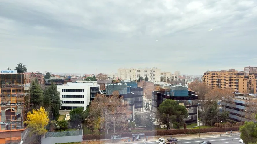 Apartamento de 3 dormitorios en Madrid, Spain No. 1013 № 5