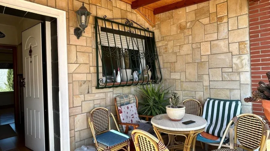 Apartamento de 4 dormitorios en La Nucia, Spain No. 1402