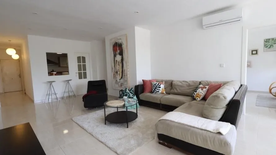 Apartamento de 3 dormitorios en Torrevieja, Spain No. 620 № 8