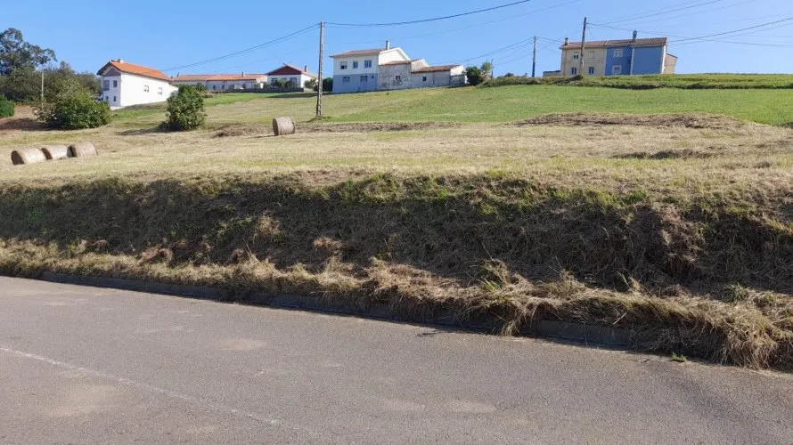 Parcela de en Gozón, Spain No. 2721