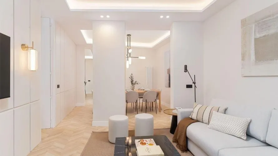 Apartamento de 3 dormitorios en Madrid, Spain No. 569