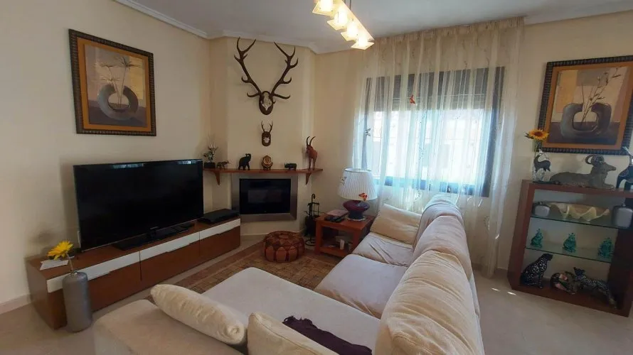 Villa de 3 dormitorios en Ciudad Quesada, Spain No. 510 № 16