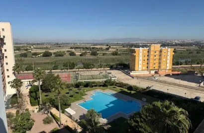 Apartamento de 2 dormitorios en Guardamar del Segura, Spain No. 1444